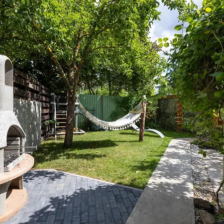 Cube House *