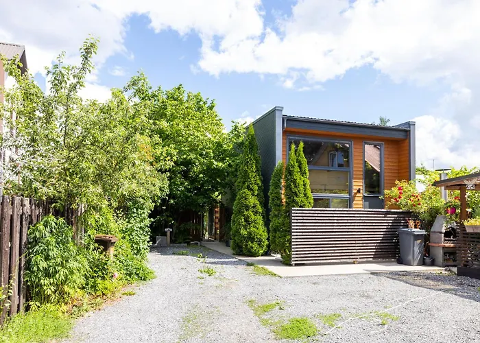 Cube House Holiday home *